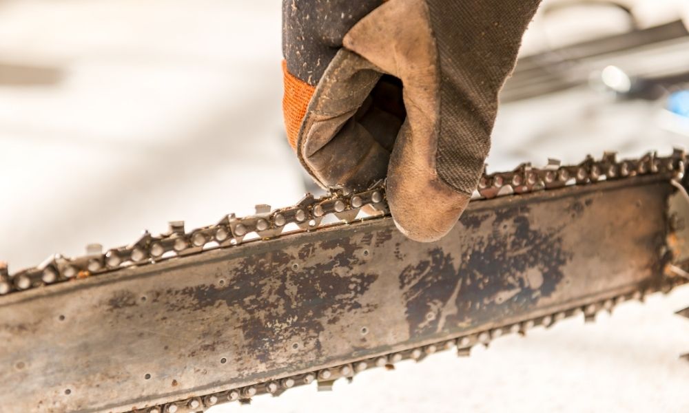 What Is The Best Way To Sharpen A Chainsaw Blade